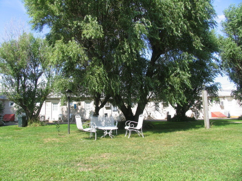 Southold Beach Motel Exterior photo